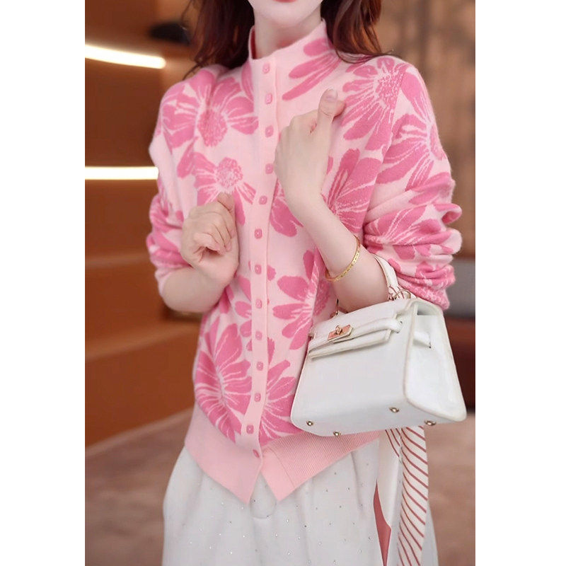 粉色向日葵立领针织衫外套女2026春季新款优雅气质单排扣打底上衣