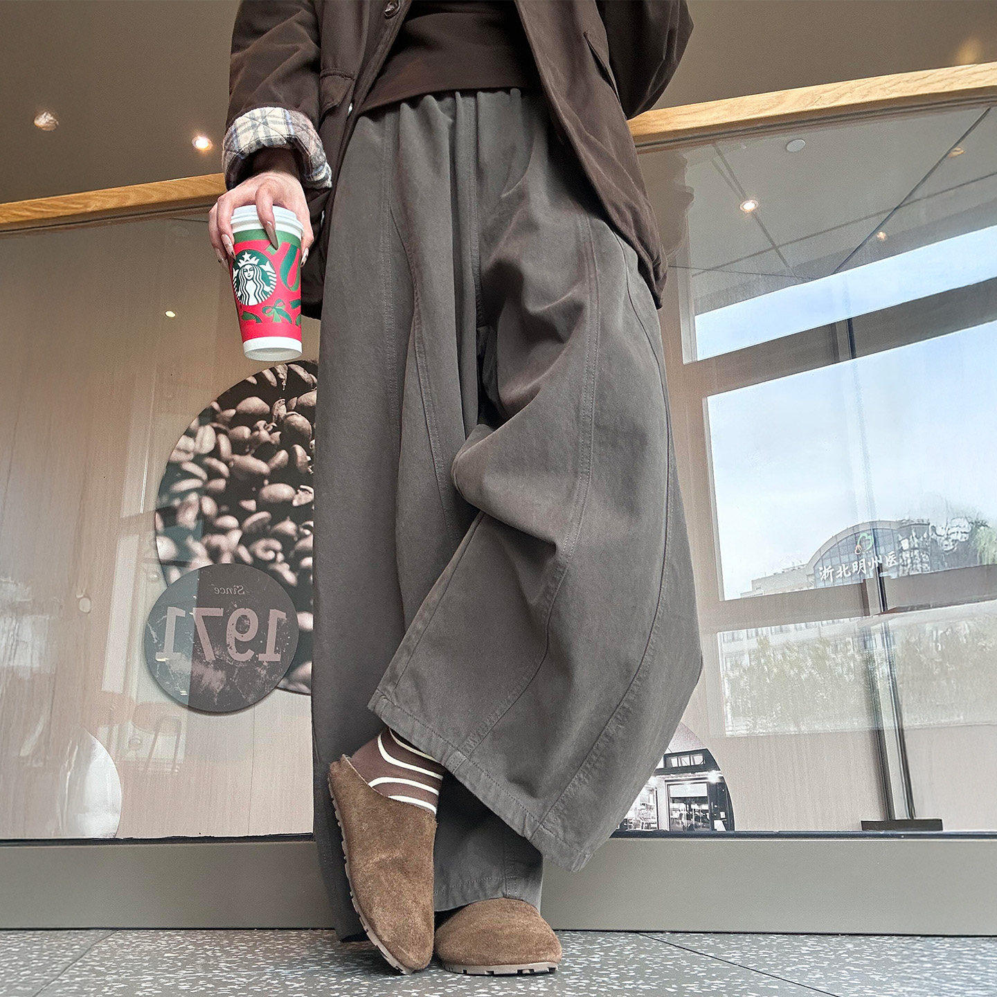 深灰色阔腿休闲裤女春季新款大码胖mm小个子高腰宽松显瘦弯刀裤子