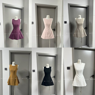 软软小阿巴～2.0薄款 古早棕色吊带裙高干文连衣裙 ·棕媛同款