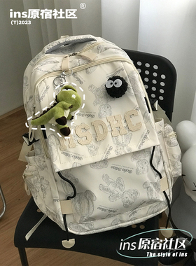 2025新款工装风初中生大容量双肩包男高中大学生原创小众书包男潮