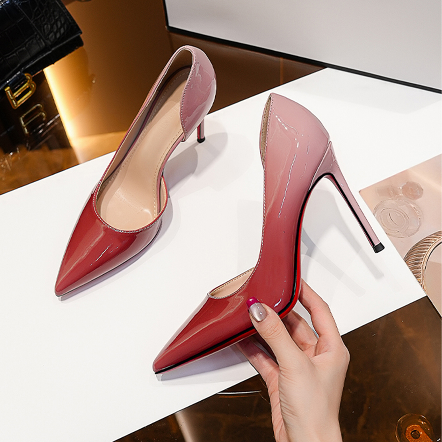 渐变双色侧空单鞋性感红底高跟鞋