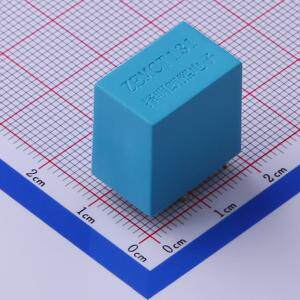 ZEMCT131 互感器  ZEMCT131  封装：插件,18x12mm 包装方式：盒装