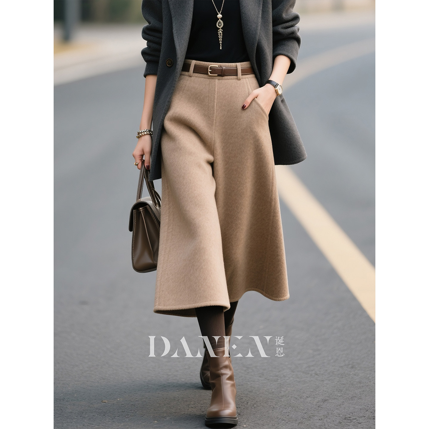 浅咖色羊绒八分阔腿裤女2025年