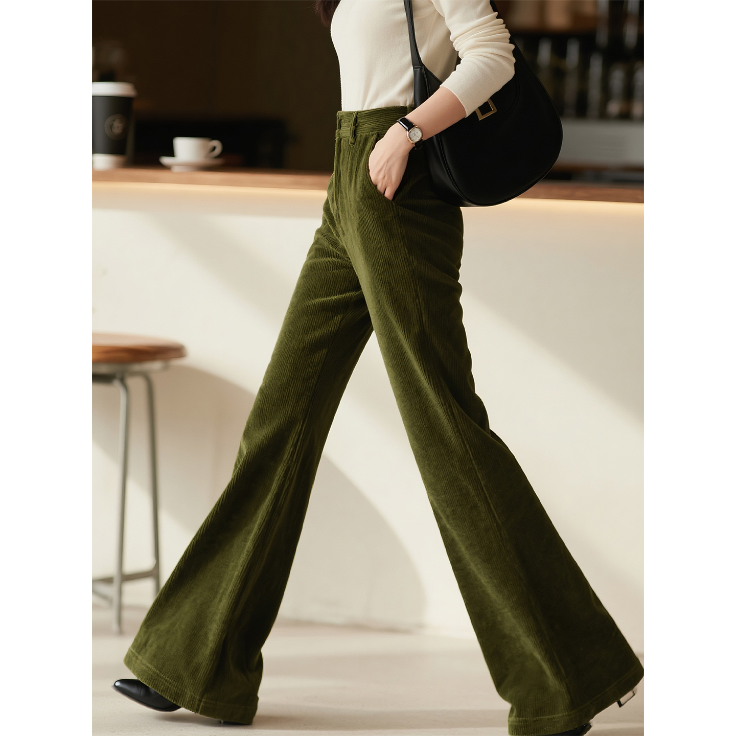 诞恩橄榄绿灯芯绒微喇裤女2025年秋冬新款高腰宽松显瘦拖地喇叭裤