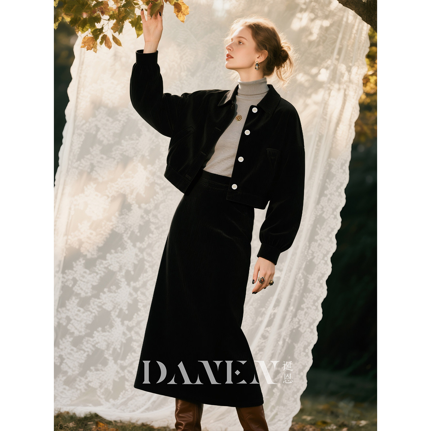 黑色灯芯绒套装女2026年秋冬新款翻领夹克上衣高腰半身裙两件套,女装/女士精品,时尚套装,淘宝优惠券,粉丝福利购,淘宝优惠卷