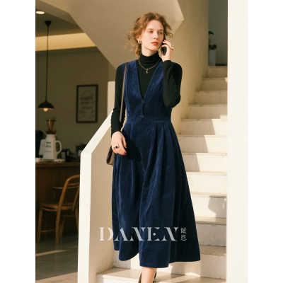 深蓝色灯芯绒V领纯棉背心连衣裙