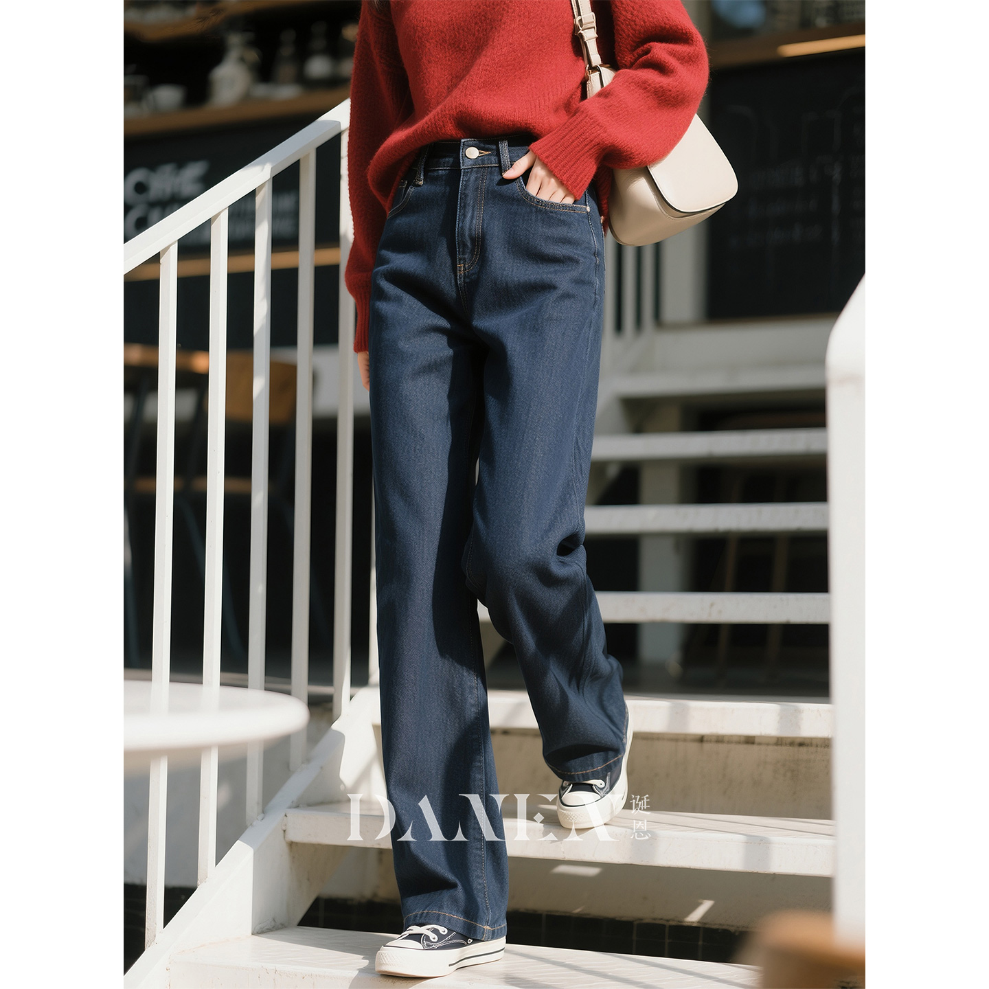 深蓝色牛仔直筒裤女2025年秋冬