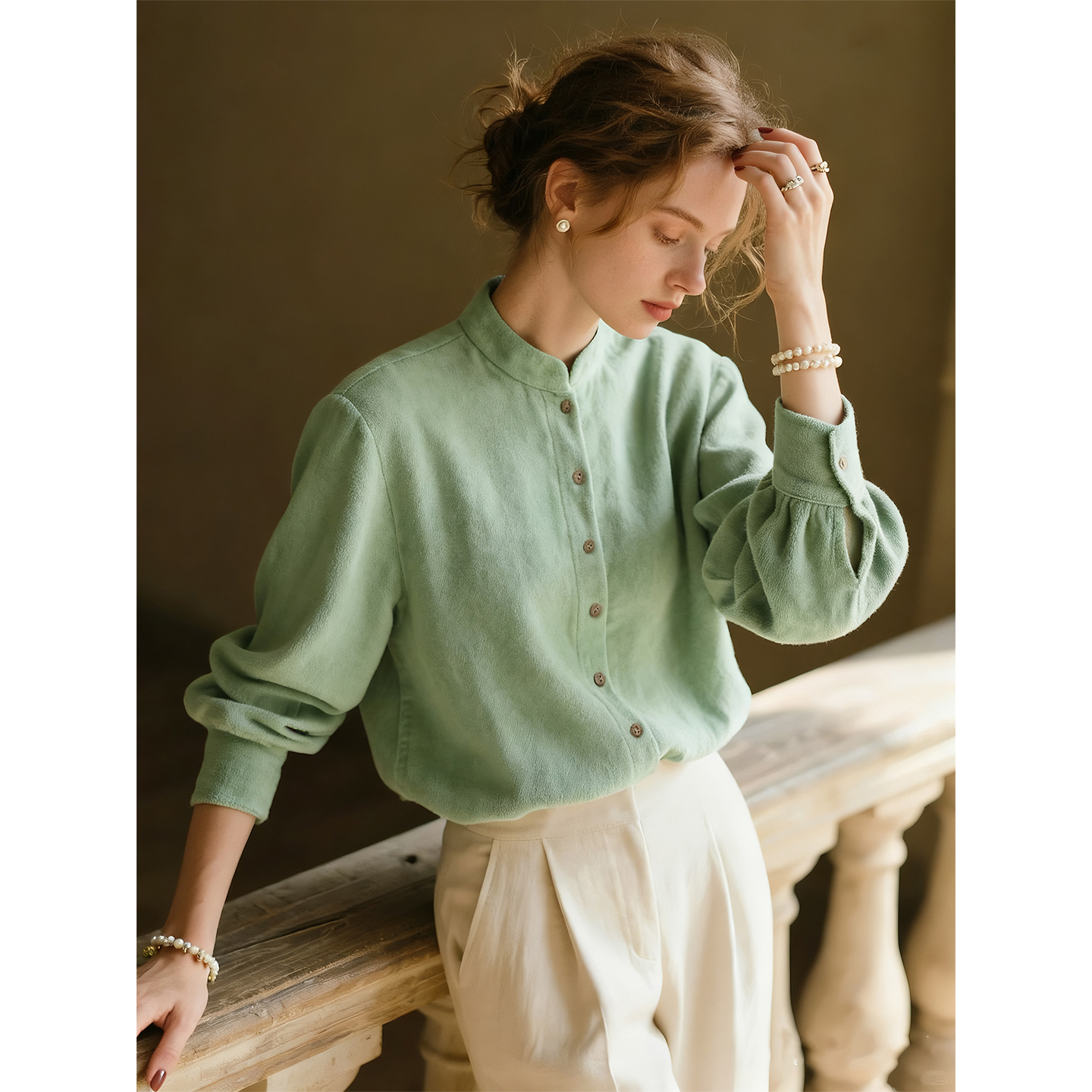 绿色磨毛立领衬衫女2025年