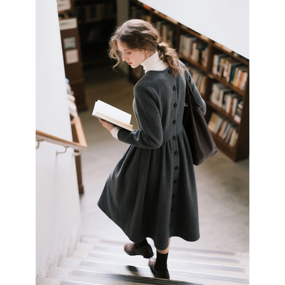 深灰色羊毛连衣裙女2025年秋冬