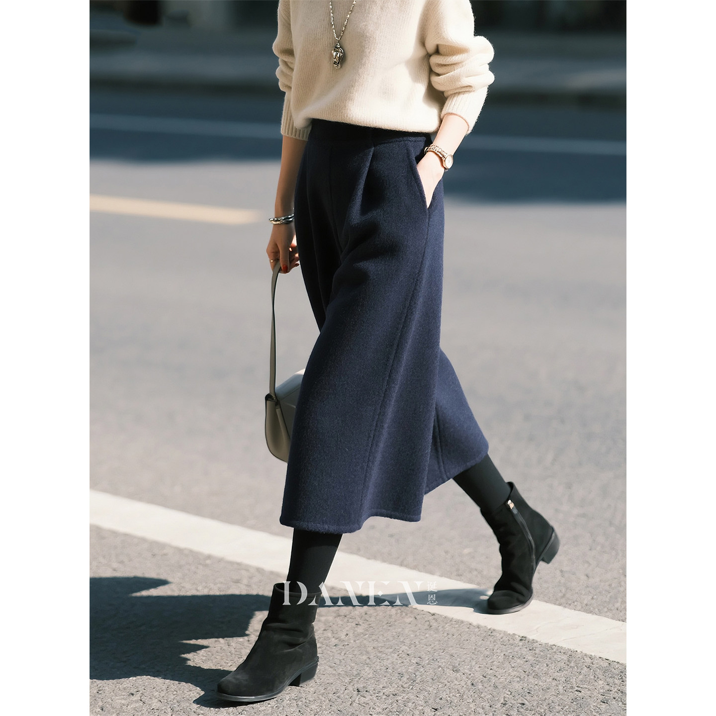 深蓝色毛呢高腰显瘦八分阔腿裤女