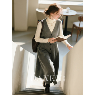 深灰色毛呢V领背心连衣裙女2025秋冬新款收腰显瘦叠穿羊毛长裙子