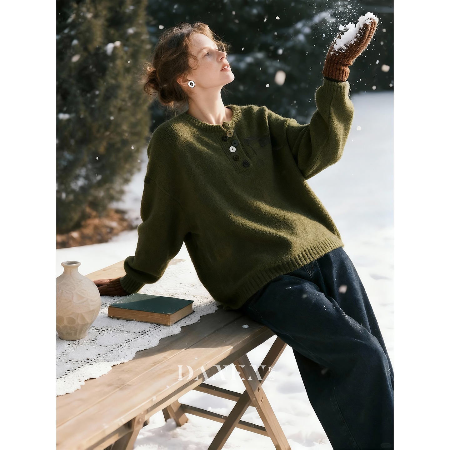 咸菜绿半开领排扣毛衣女2025年秋