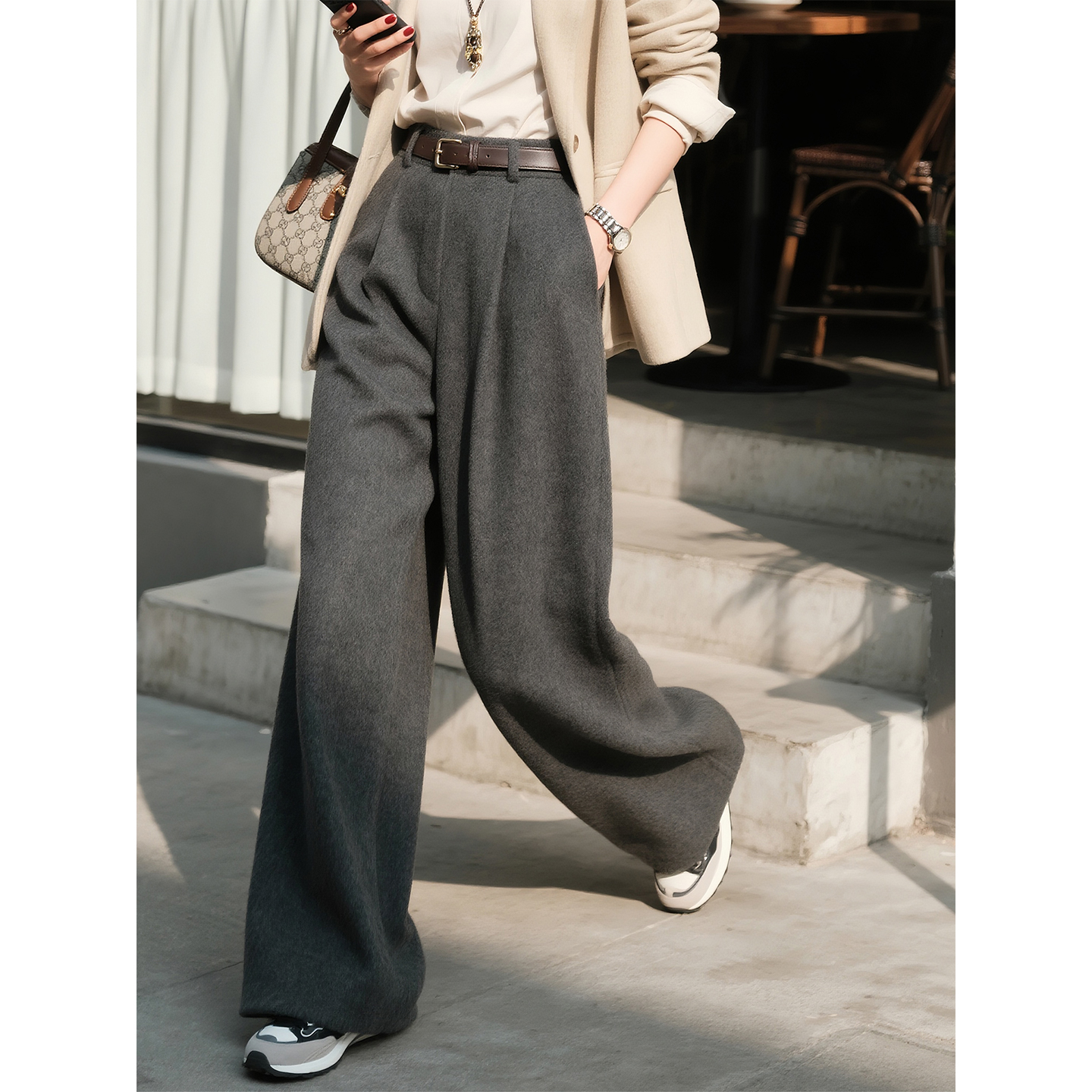 深灰色羊毛毛呢阔腿裤女2025年