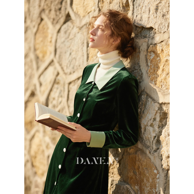 法式墨绿色丝绒连衣裙女显瘦裙子