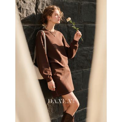 咖啡色圆领套装女2025年秋冬新款