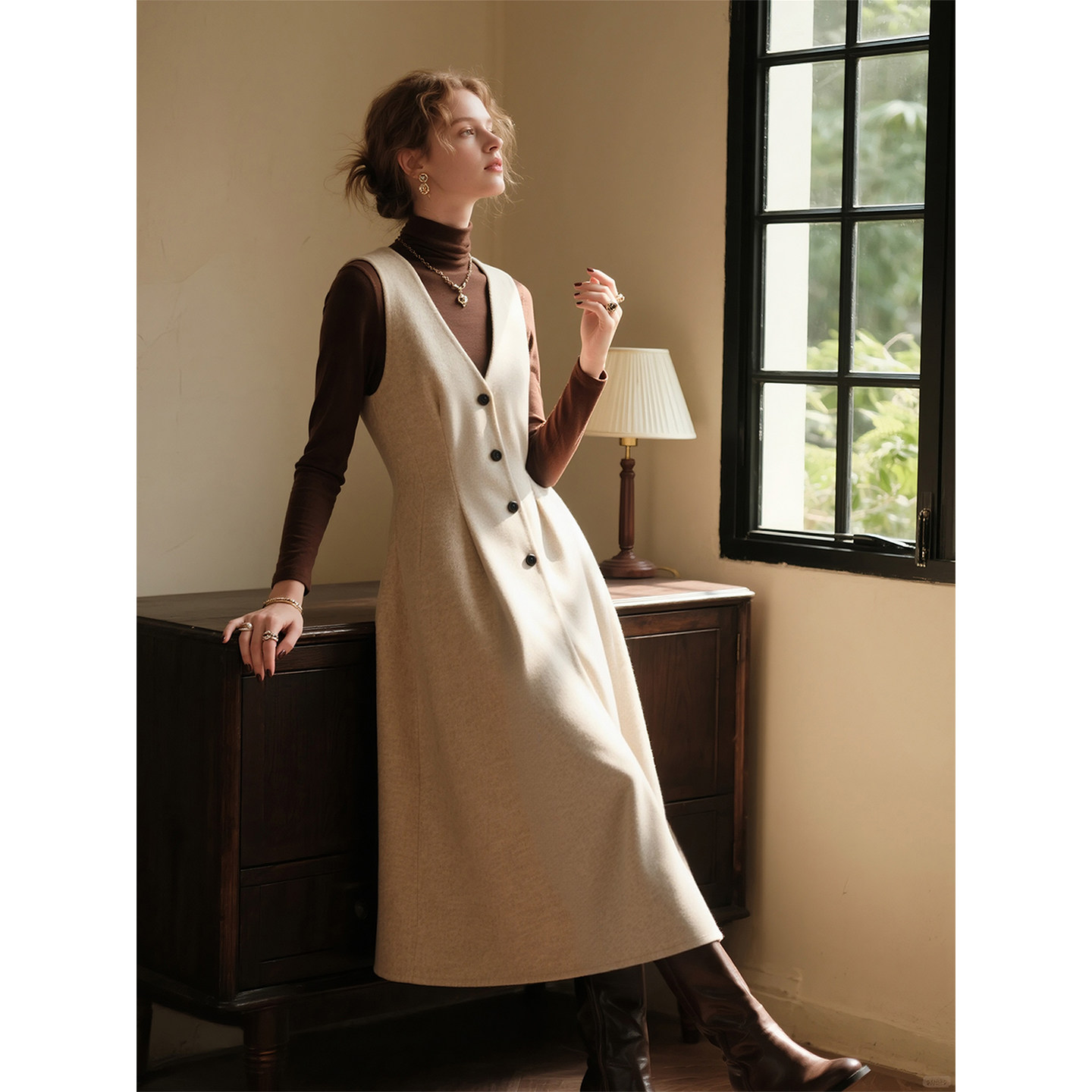 燕麦色V领羊毛无袖连衣裙女2026年春季新款轻熟小众叠穿显瘦裙子,女装/女士精品,连衣裙,淘宝优惠券,粉丝福利购,淘宝优惠卷