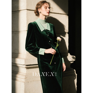 墨绿色丝绒连衣裙女2026年春季新款高级感收腰a字法式显瘦长裙子