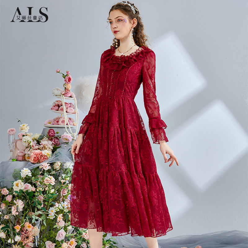 艾丽丝2026春季新款宫廷刺绣中长款A字裙新年红色重工蕾丝连衣裙