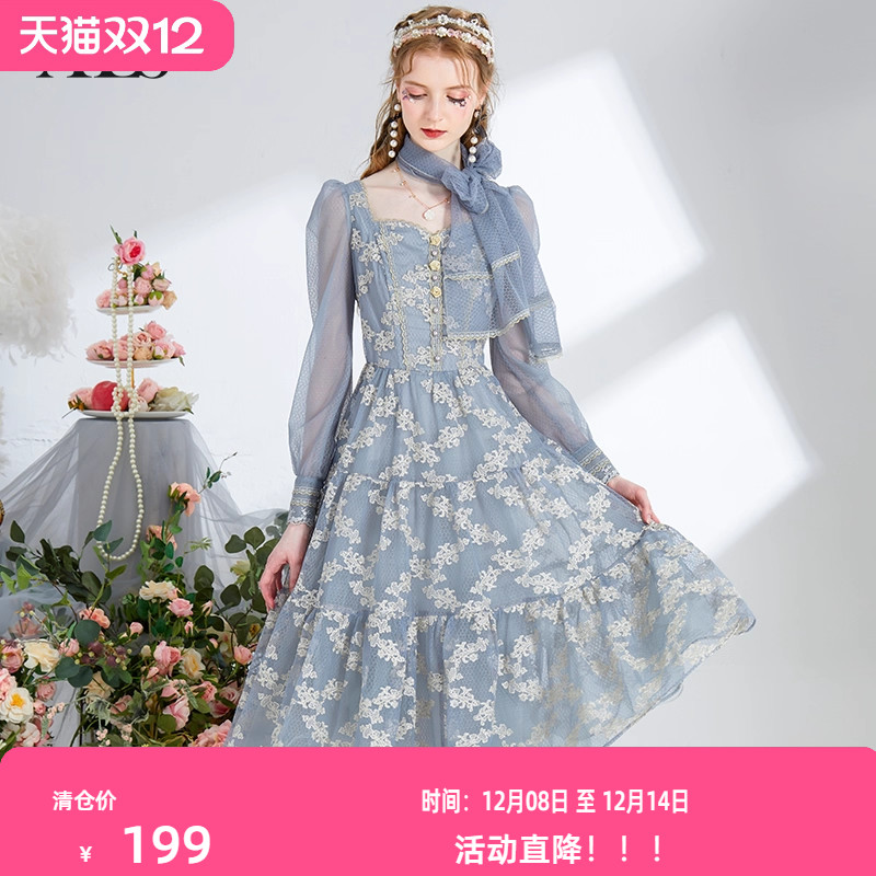 艾丽丝复古灰方领长袖中长款