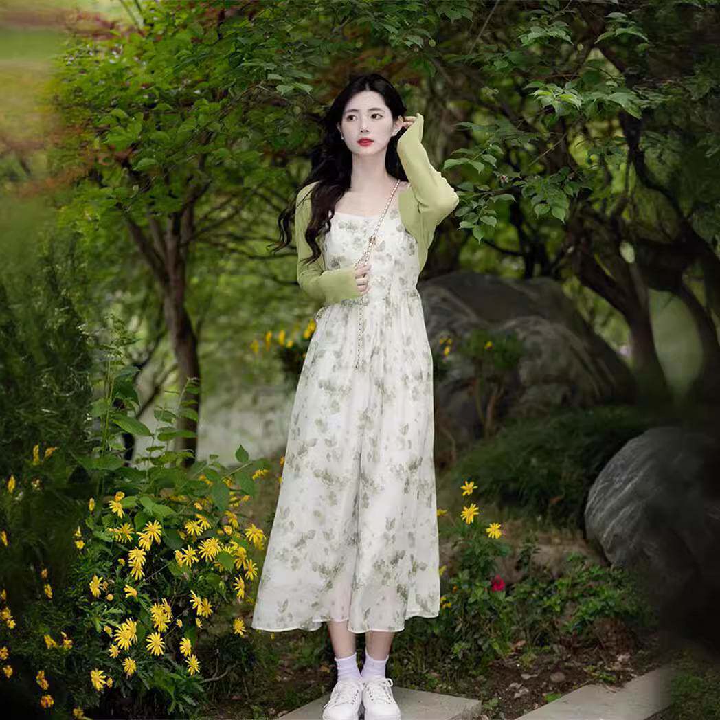 两件套绿色小清新夏季吊带连衣裙森系法式气质桔梗长裙子女套装潮