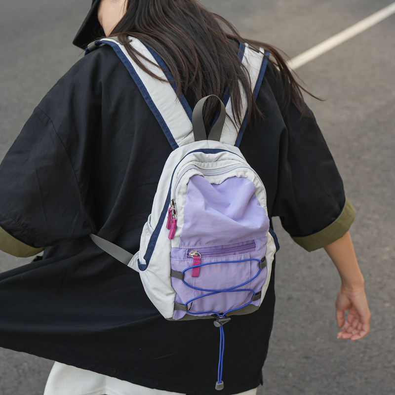 户外休闲轻便登山包外出旅游徒步小书包女撞色迷你双肩包骑行背包