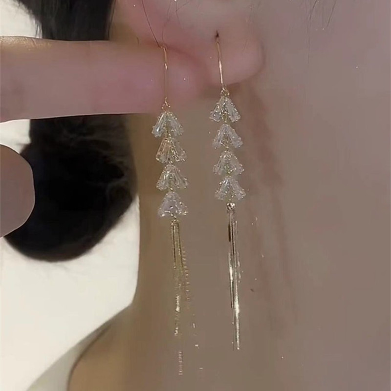 撤柜水晶流苏耳环女长款气质高级感耳坠时尚百搭新娘耳饰