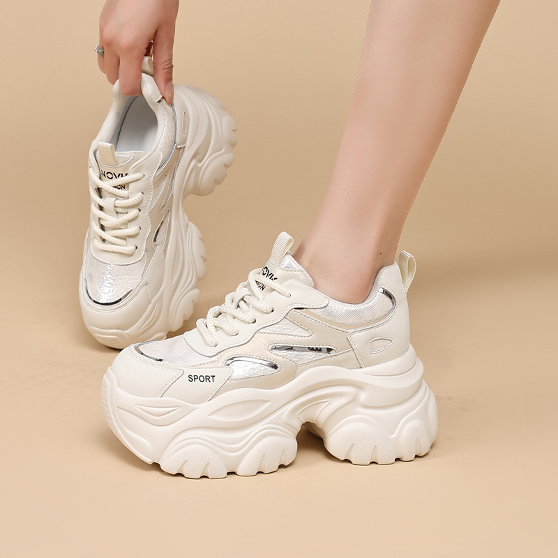 香港撤柜内增高老爹鞋女年冬季新款舒适百搭厚底休闲运动鞋女鞋子