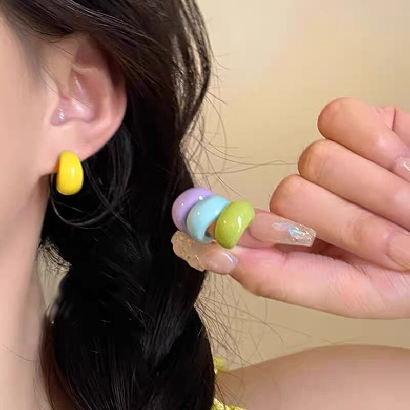 撤柜夏日清新糖果色C形耳钉女简约新款气质网红耳环多巴胺小众耳