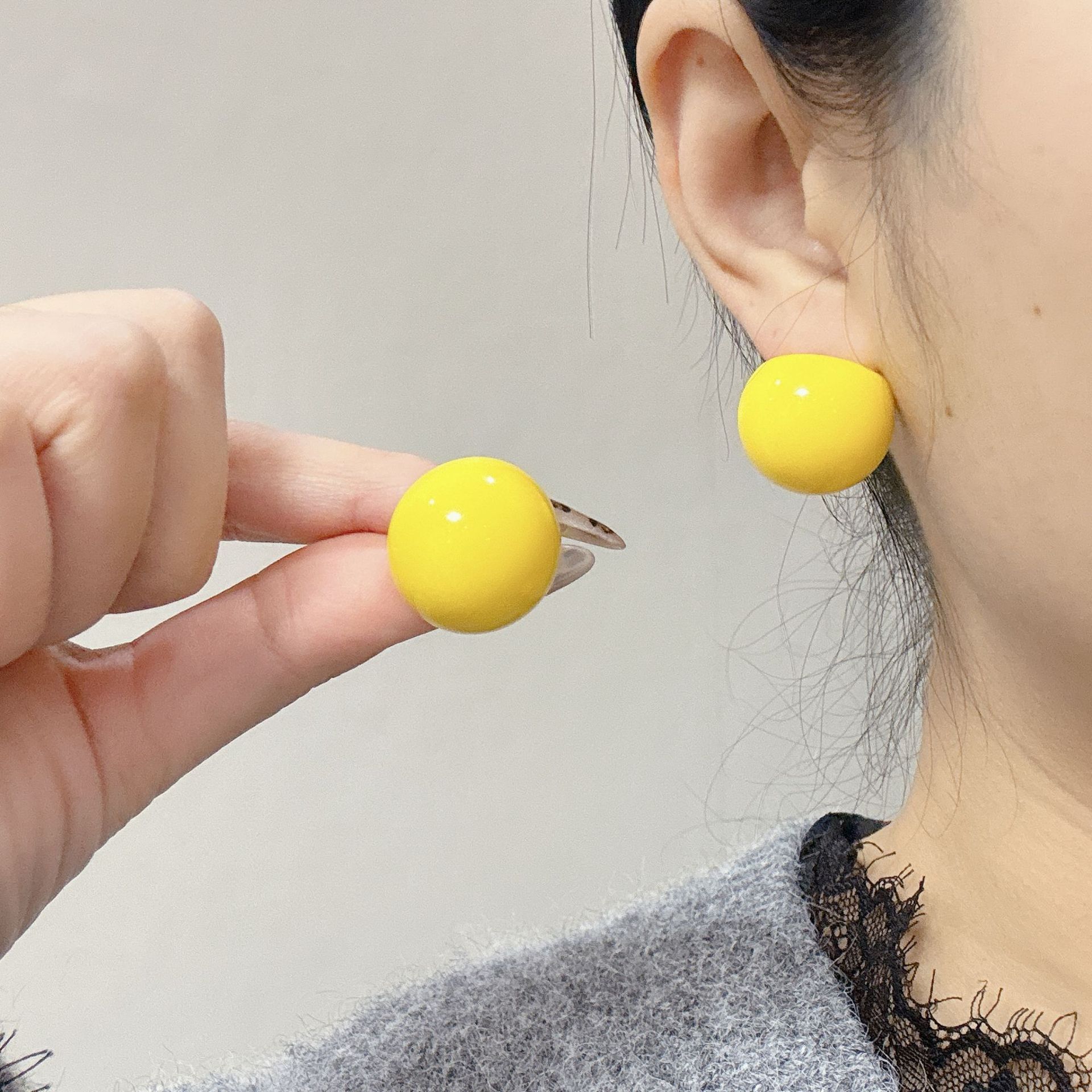 撤柜甜美可爱少女心耳钉糖果色夏季小清新简约夸张圈球耳环耳坠耳