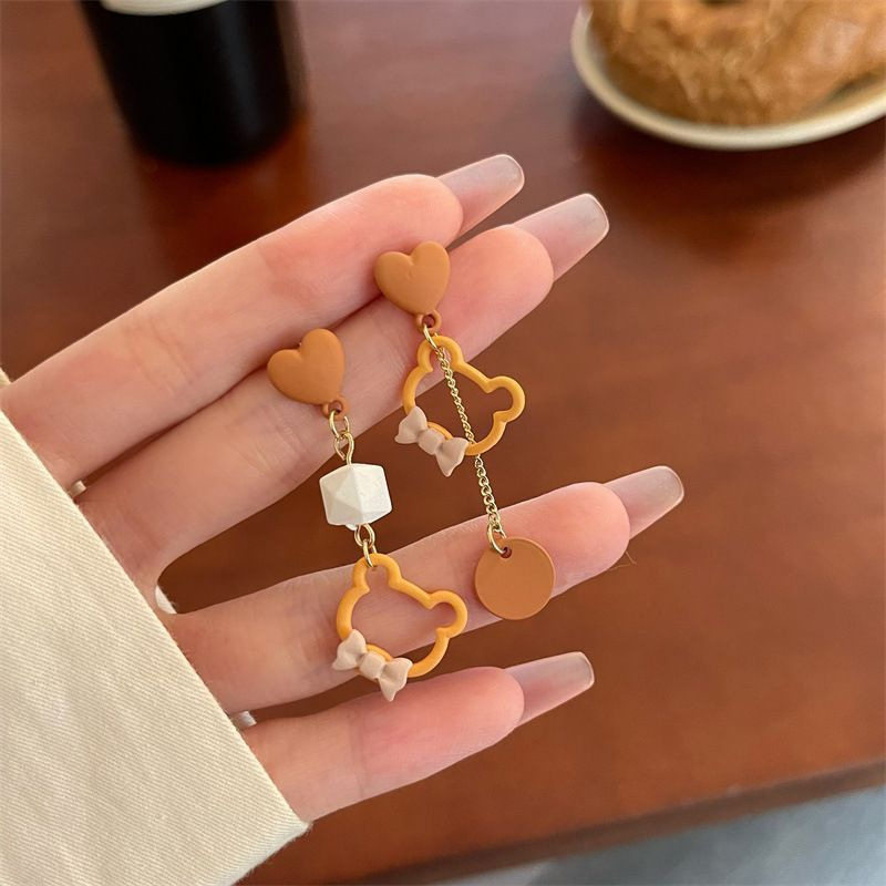 撤柜爱心小熊蝴蝶结耳钉冬新款不对称耳环甜美可爱少女耳饰
