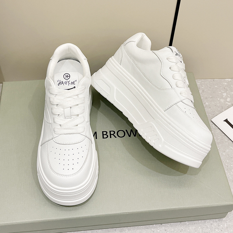 欧洲新品{严选}小白鞋女款新款百搭厚底透气休闲内增高真皮松糕鞋