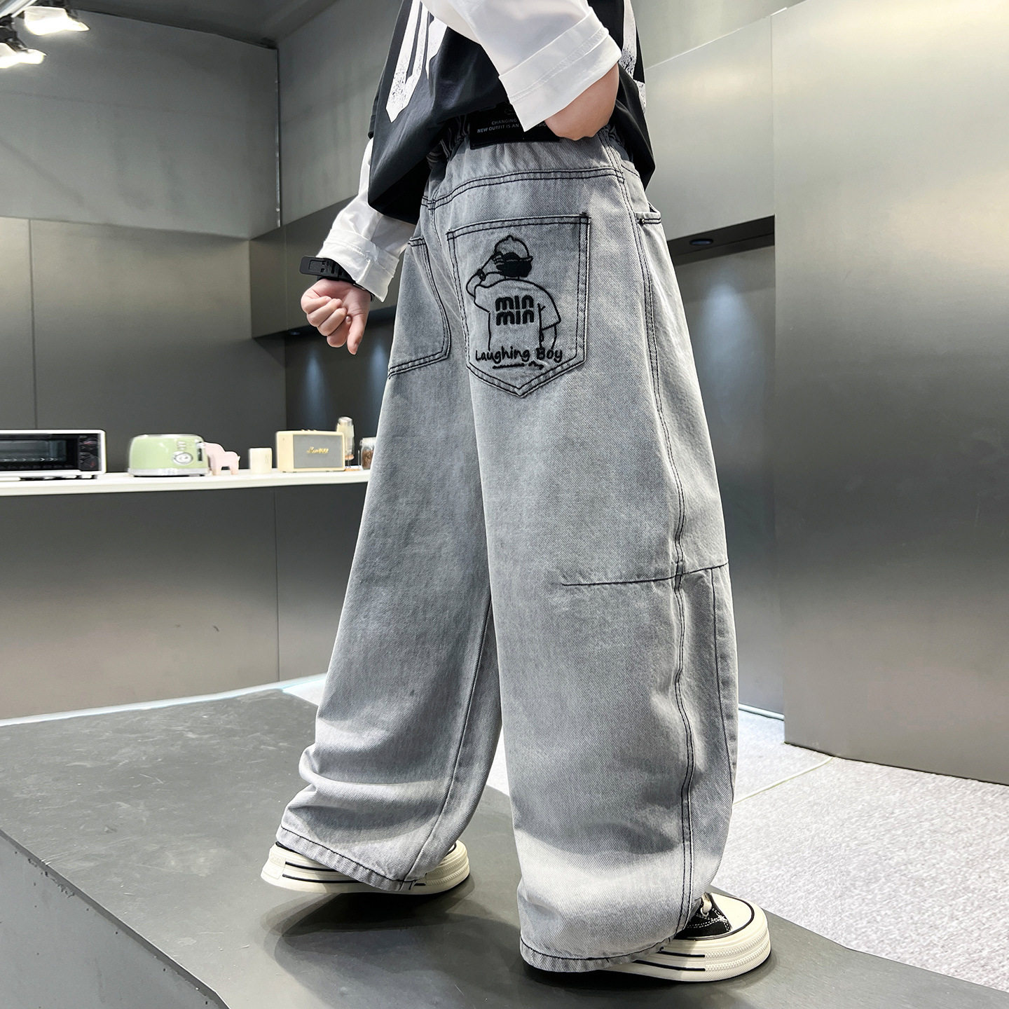 德国男童装裤子新款中大童款男孩季儿童弯刀牛仔裤痞帅风