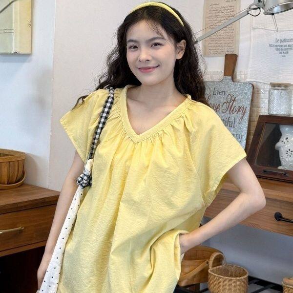 胖MM夏季减龄V领短袖衬衫女休闲宽松黄色温柔风显瘦上衣大码300斤