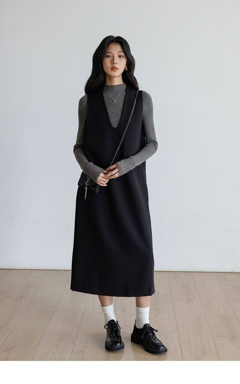 v领复古背心裙女秋冬2024新款无袖法式宽松连衣裙中长裙大码300斤