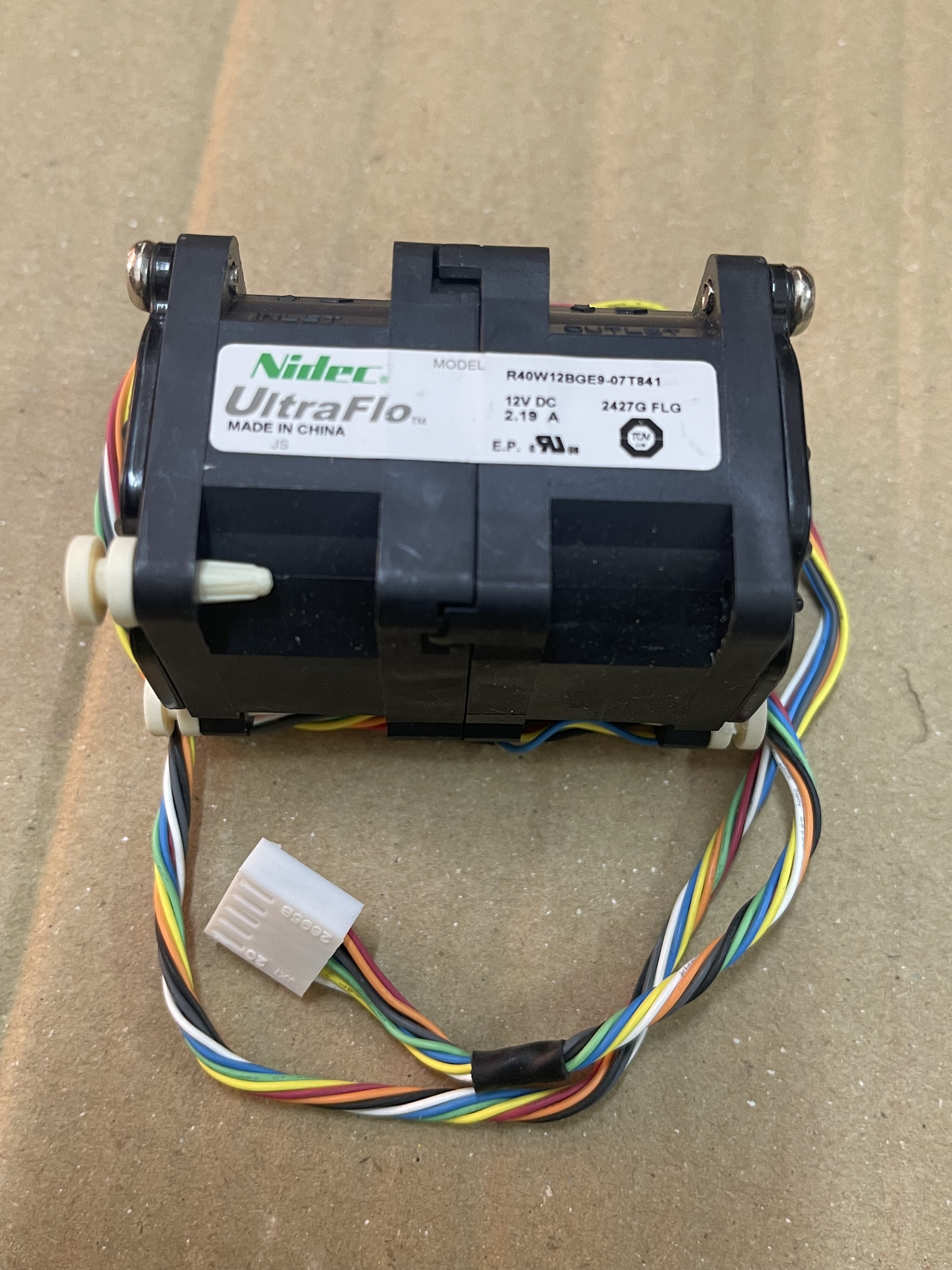 Nidec 双电机 型号R40W12BGE9-07T841 12V电压 2.19A