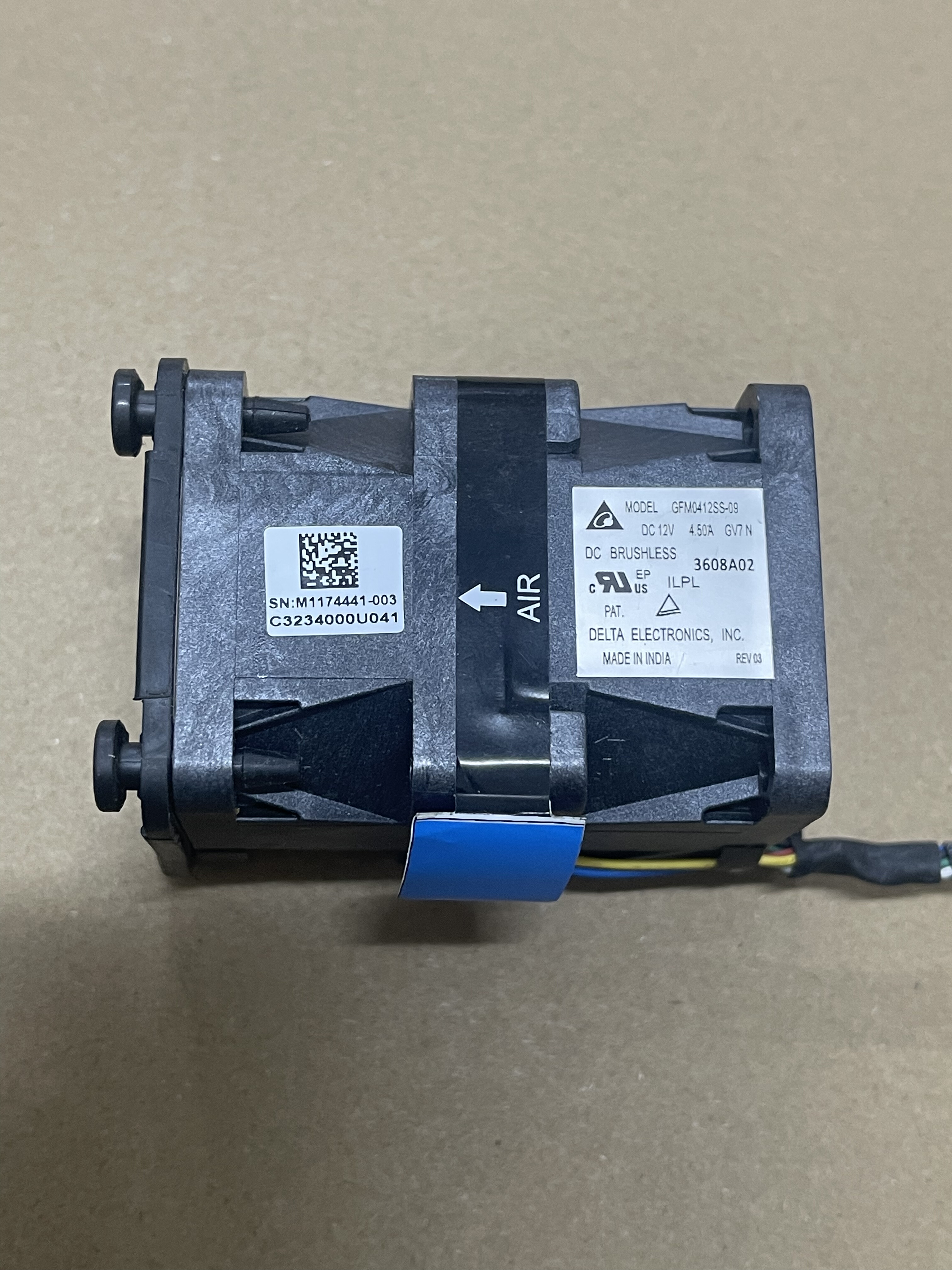 台达12V双电机4.5A 4CM暴力风扇GFM0412SS-09