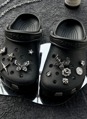 小众金属质感蝴蝶洞洞鞋扣crocs