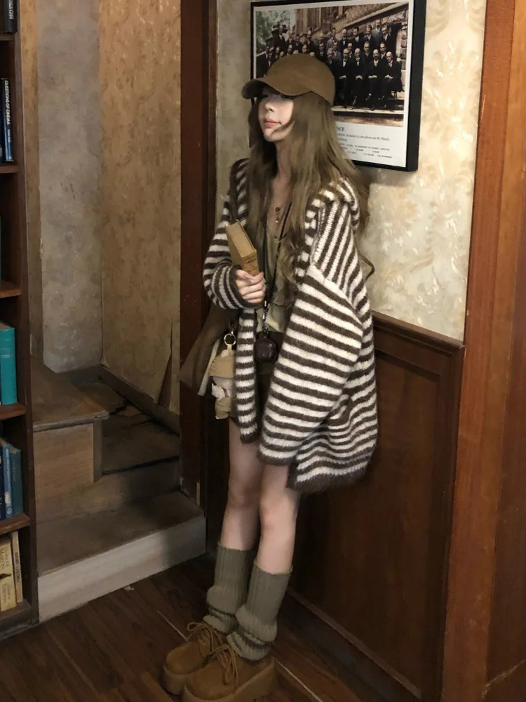 韩系慵懒风咖色条纹连帽毛衣外套女秋冬高级感中长款针织卫衣开衫