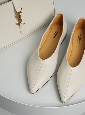 Lux Seven历奇 女巫的异想 黑白极简安静有力量 踩S感女巫鞋