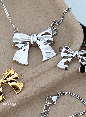 铜女甜酷蝴蝶结吊坠项链