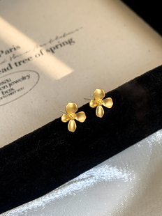 S925银针哑光磨砂金色金属精致桂花耳环冷淡风小耳钉气质小众女