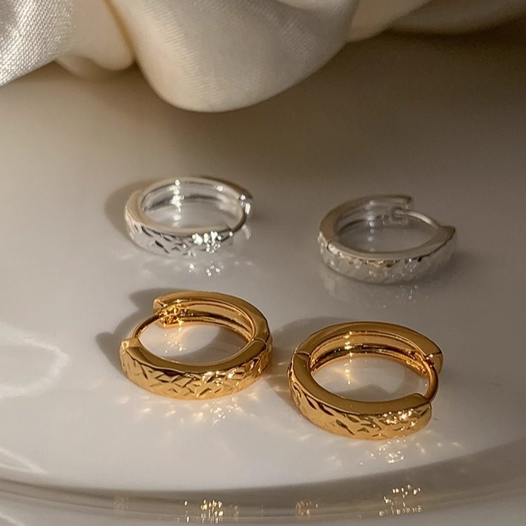 金属肌理感纹路小众精致耳环小耳圈潮人简约个性时尚高级感气质女,饰品/流行首饰/时尚饰品新,耳环,淘宝优惠券,粉丝福利购,淘宝优惠卷