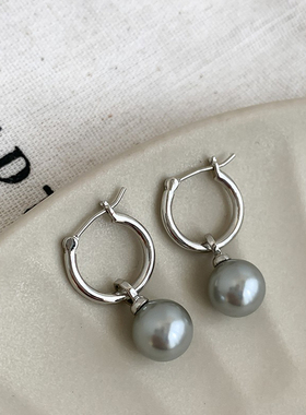 2025夏季简约冷淡风通勤款灰色清冷感珍珠韩版耳环气质耳钉耳饰女