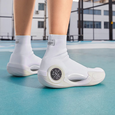 中国李宁24新款Glare联名WOW9女子一体减震回弹篮球文化鞋ABCS074