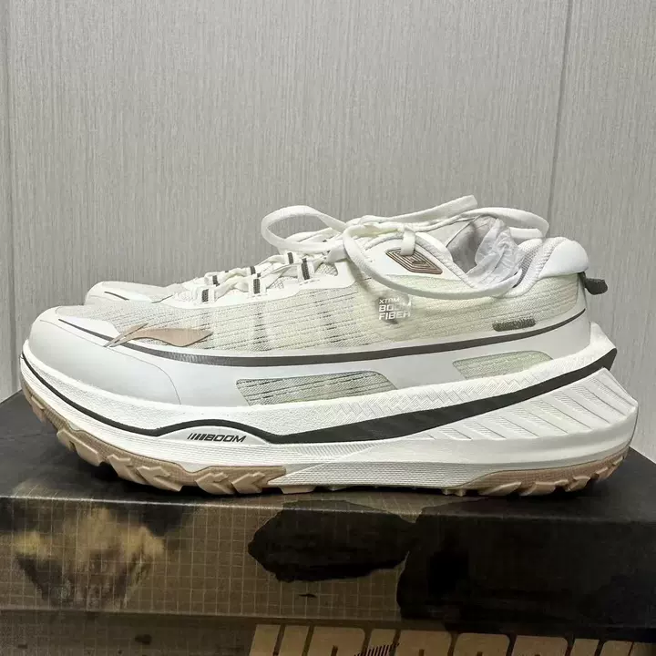 (B品)李宁跑步系列的卢 V2女子越野跑鞋䨻丝轻便越野跑鞋ARNU010