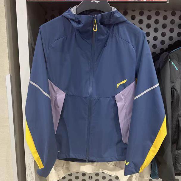 李宁运动风衣2024冬新款专业跑步系列男子防泼水连帽外套AFDU347,运动服/休闲服装,运动茄克/外套,淘宝优惠券,粉丝福利购,淘宝优惠卷