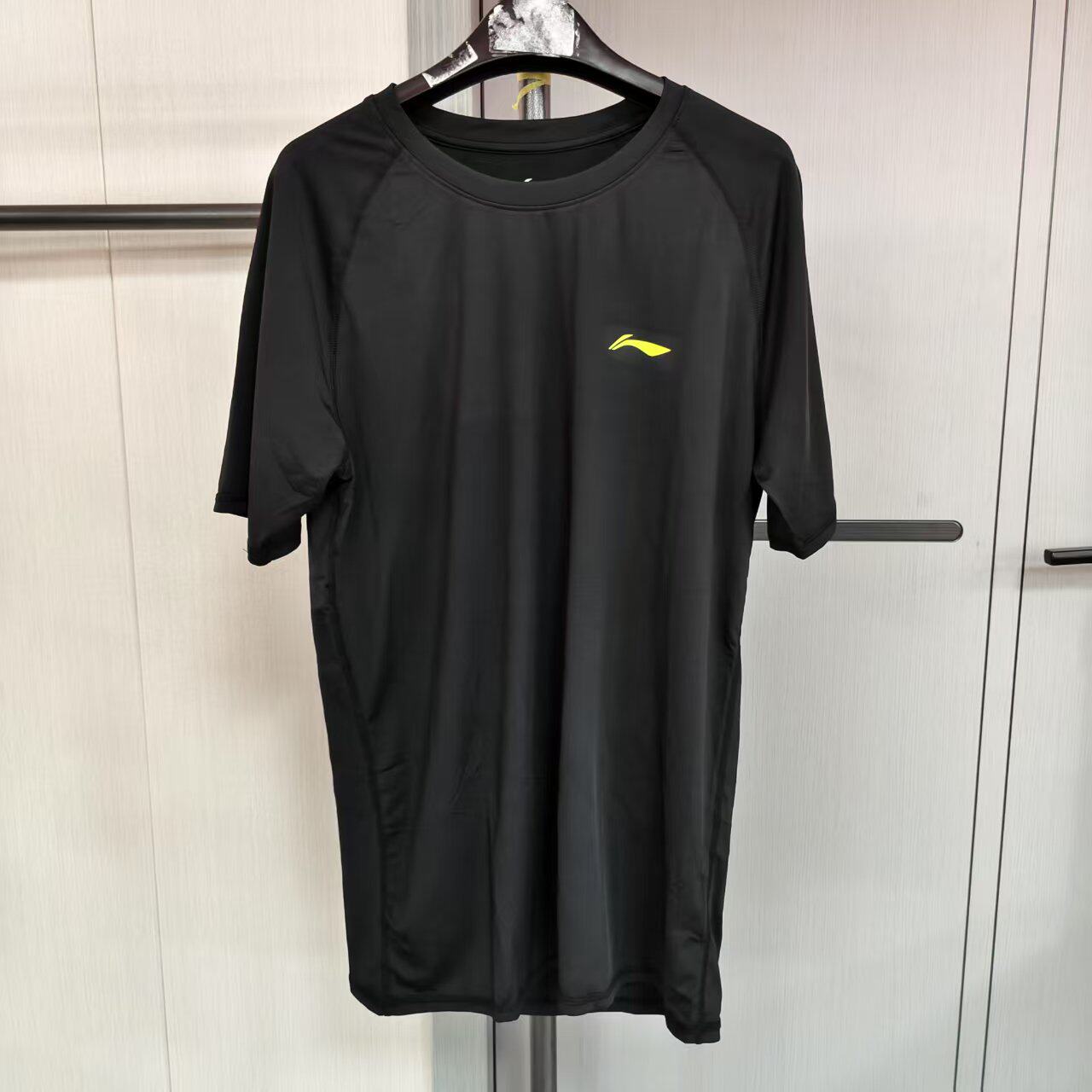 《购买前看详情B品》李宁夏季男短袖宽松品牌logo简约T恤AUDR081