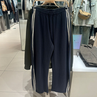 2026春季新款WLJZWFJTUR男装裤子休闲运动风宽松长裤UMV640083
