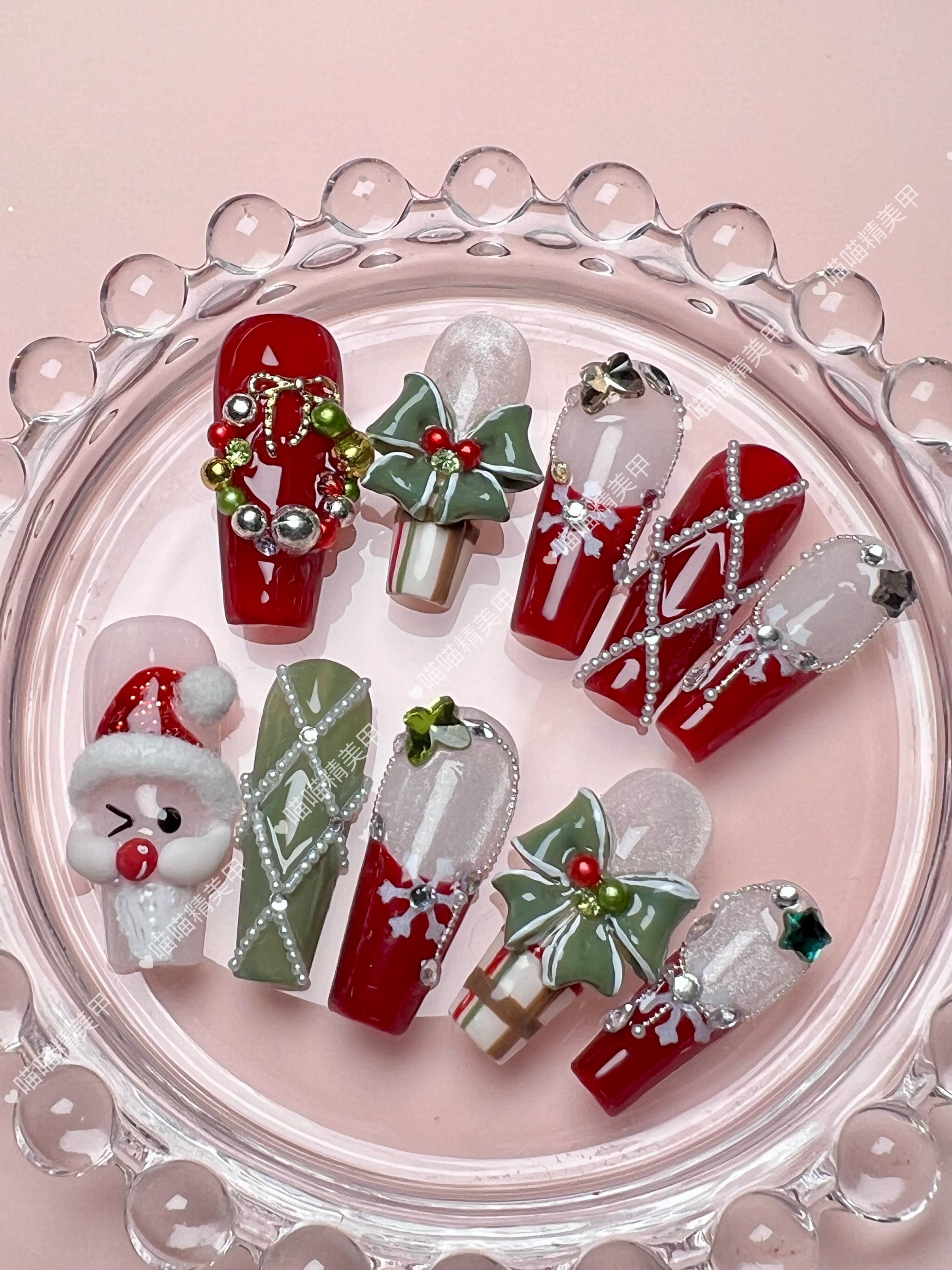 穿戴甲圣诞美甲雕花蝴蝶结红色新年美甲