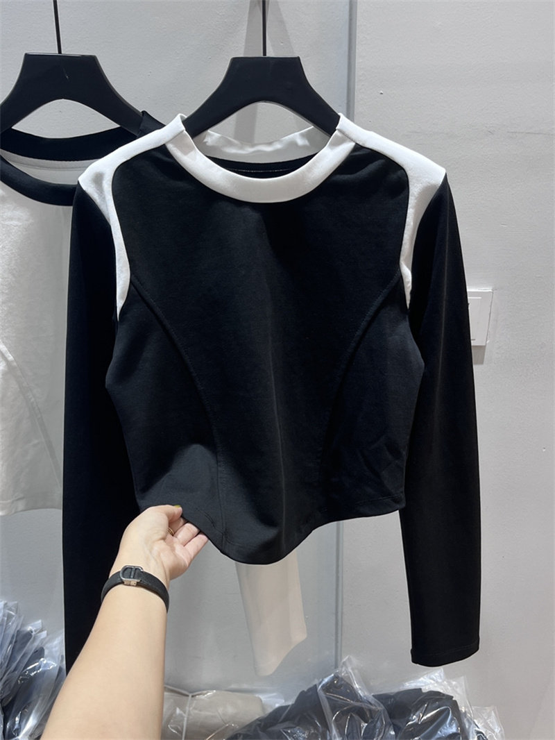 别致撞色长袖小个子正肩短款T恤